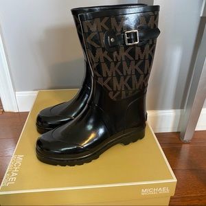 NEW! Michael Kors Womens Sutter Rain Bootie